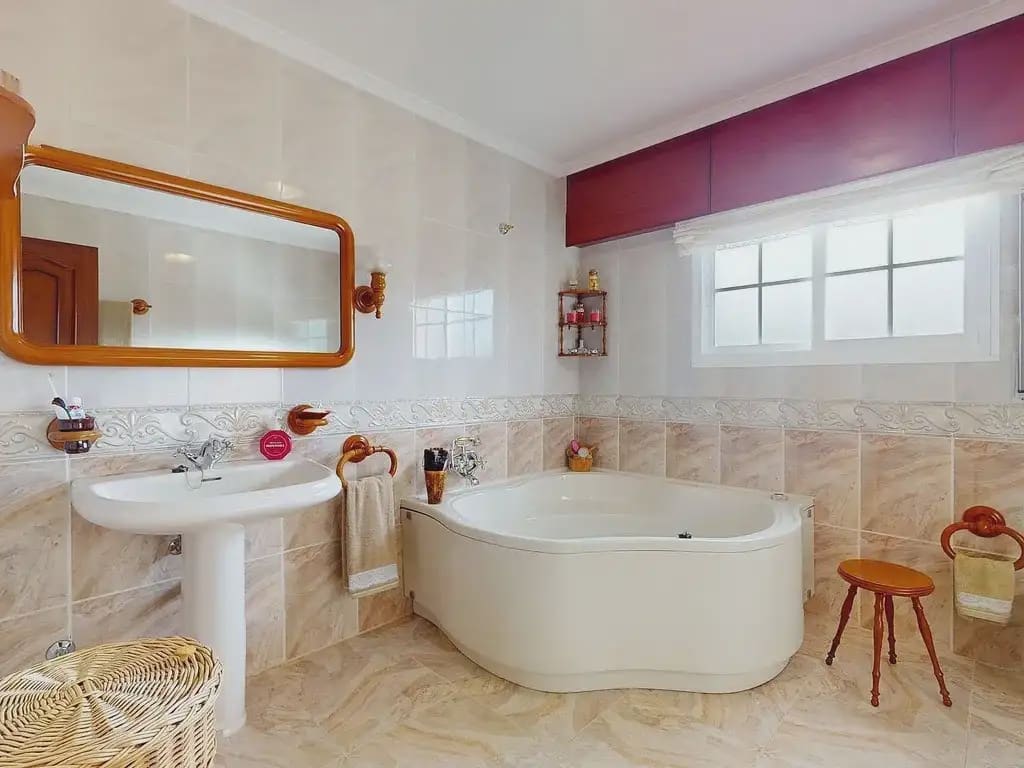 5 soverom Villa til salgs i Ponteareas med garasje - € 425 000 (Ref: 9762298)