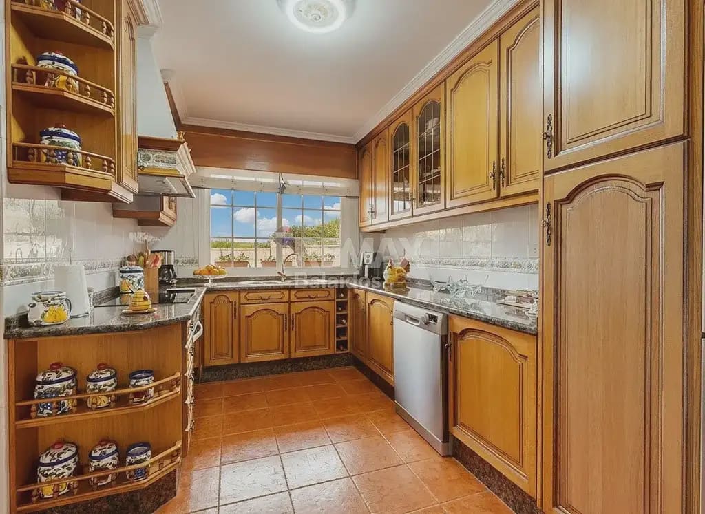 5 soverom Villa til salgs i Ponteareas med garasje - € 425 000 (Ref: 9762298)