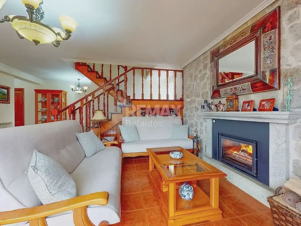 5 soverom Villa til salgs i Ponteareas med garasje - € 425 000 (Ref: 9762298)