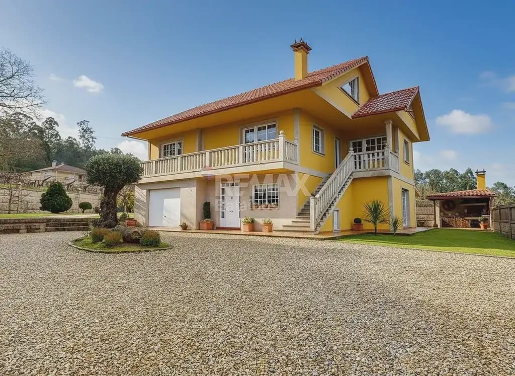 5 soverom Villa til salgs i Ponteareas med garasje - € 425 000 (Ref: 9762298)