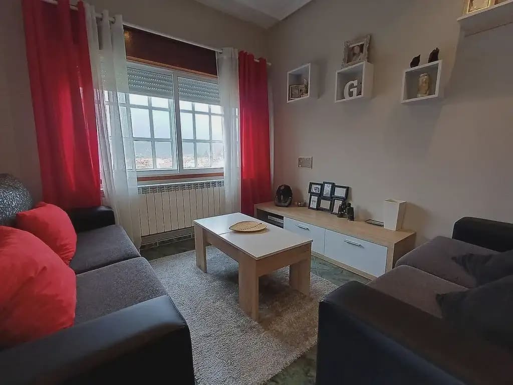 2 soverom Penthouse til salgs i A Caniza - € 99 000 (Ref: 9762301)