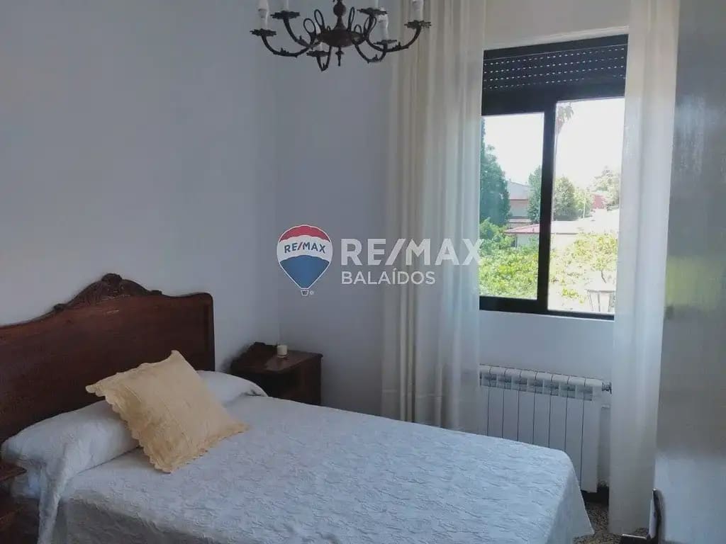 3 soverom Villa til salgs i Tui med garasje - € 250 000 (Ref: 9762305)