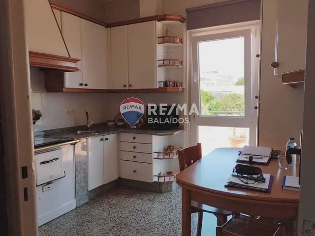 3 soverom Villa til salgs i Tui med garasje - € 250 000 (Ref: 9762305)