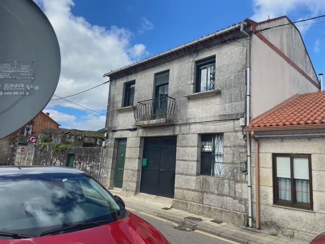 3 soverom Villa til salgs i Tui med garasje - € 250 000 (Ref: 9762305)