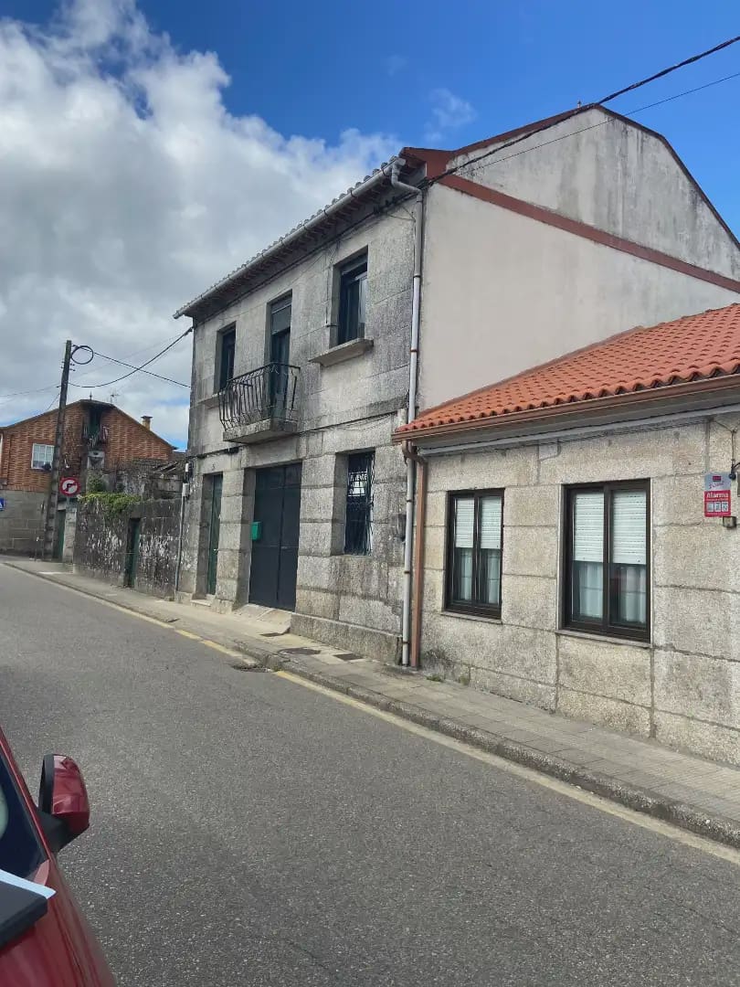 3 soverom Villa til salgs i Tui med garasje - € 250 000 (Ref: 9762305)