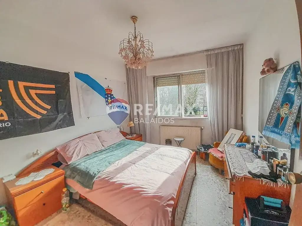 4 soverom Villa til salgs i Ponteareas med garasje - € 250 000 (Ref: 9762307)