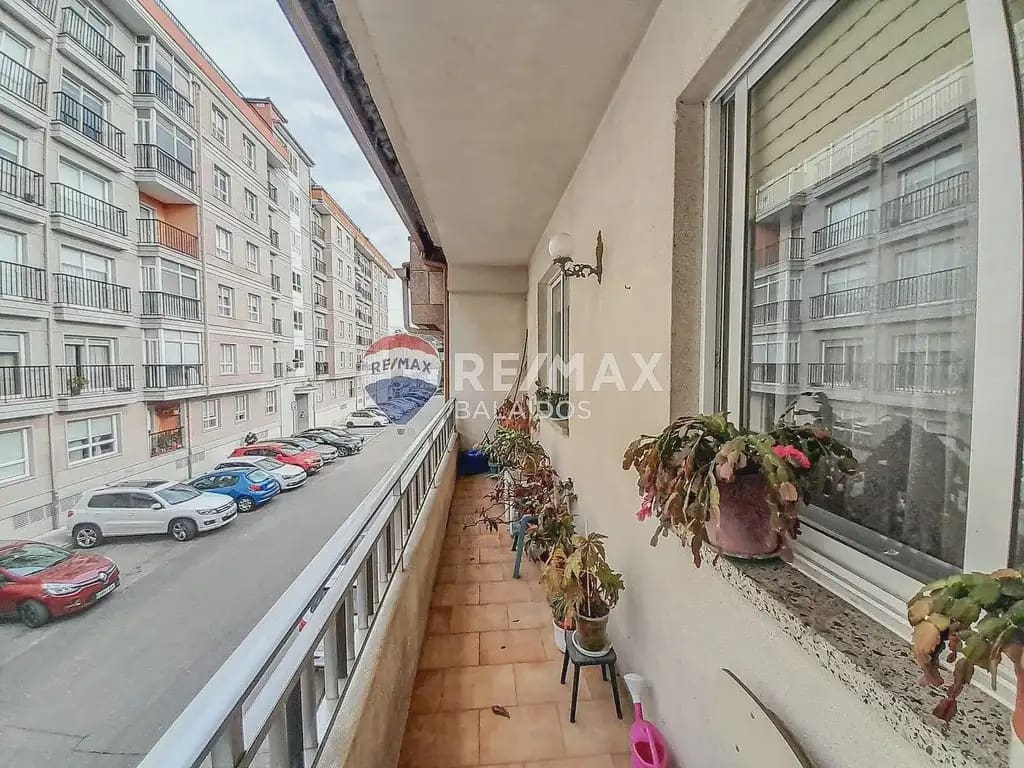 4 soverom Villa til salgs i Ponteareas med garasje - € 250 000 (Ref: 9762307)