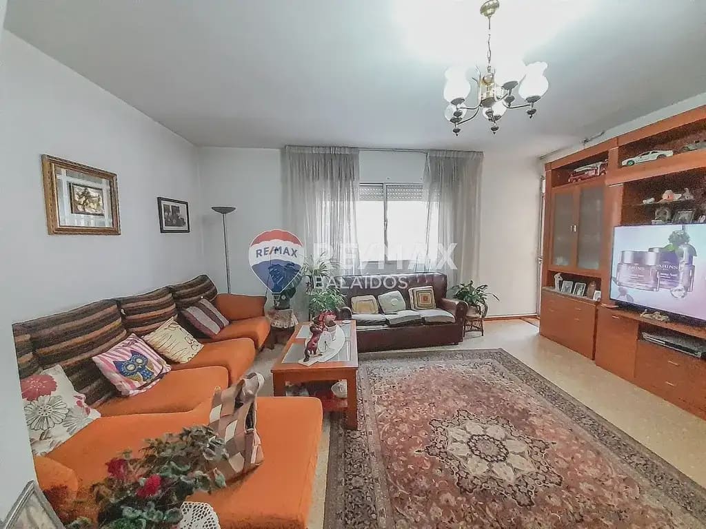 4 soverom Villa til salgs i Ponteareas med garasje - € 250 000 (Ref: 9762307)