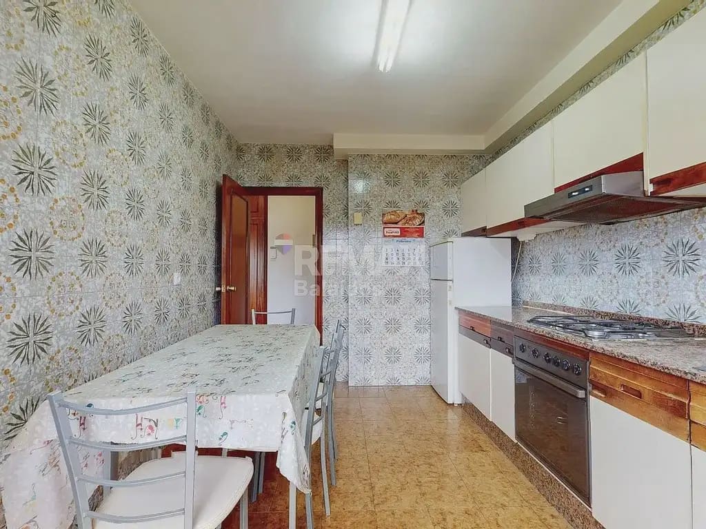 2 quarto Apartamento para venda em Vigo com garagem - 204 000 € (Ref: 9762381)