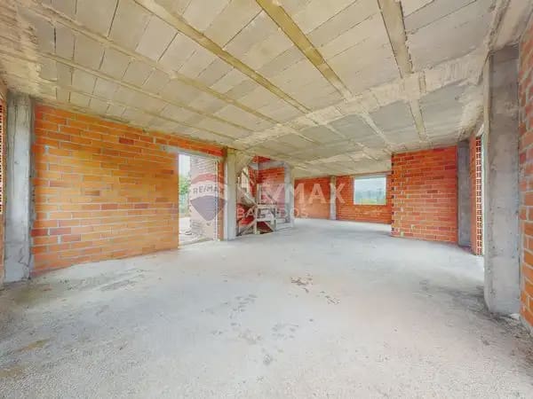 4 soverom Villa til salgs i Vilaboa med garasje - € 175 000 (Ref: 9762382)