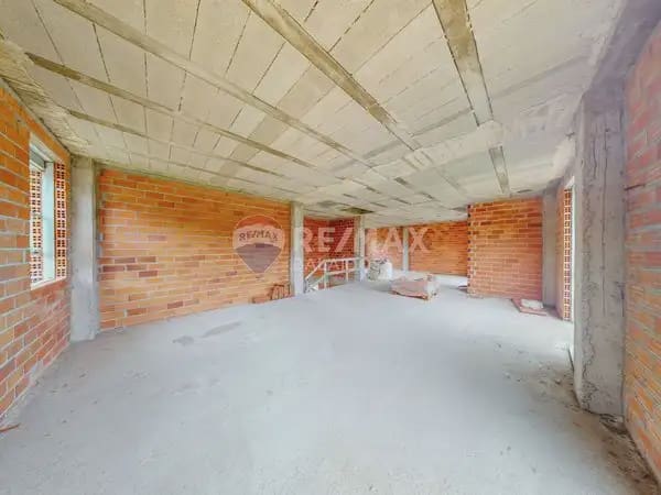 4 soverom Villa til salgs i Vilaboa med garasje - € 175 000 (Ref: 9762382)