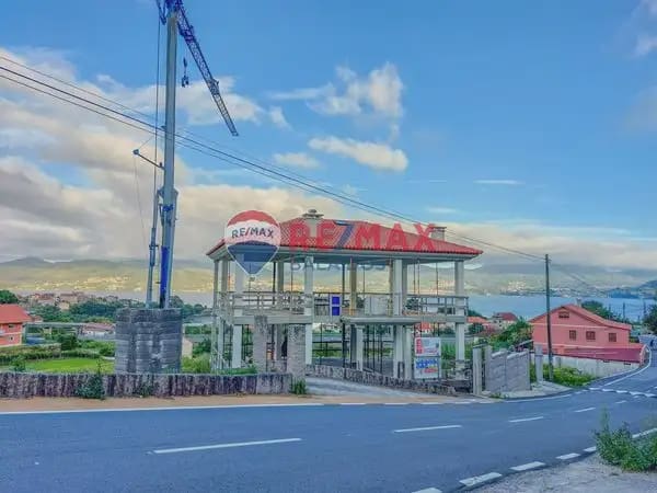 4 soverom Villa til salgs i Vilaboa med garasje - € 155 000 (Ref: 9762383)