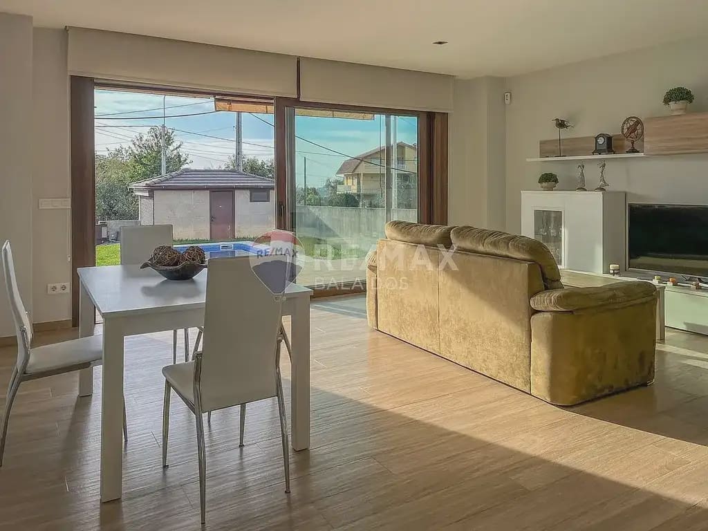 4 chambre Villa/Maison à vendre à Vigo avec piscine garage - 690 000 € (Ref: 9762386)