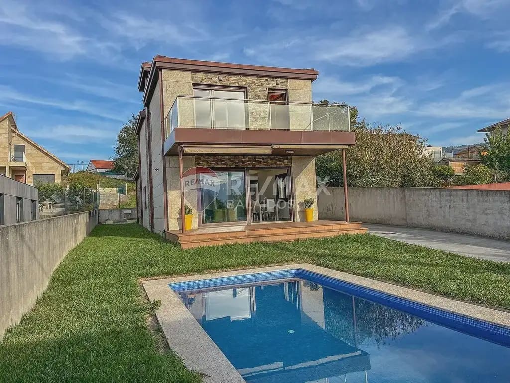 4 chambre Villa/Maison à vendre à Vigo avec piscine garage - 690 000 € (Ref: 9762386)
