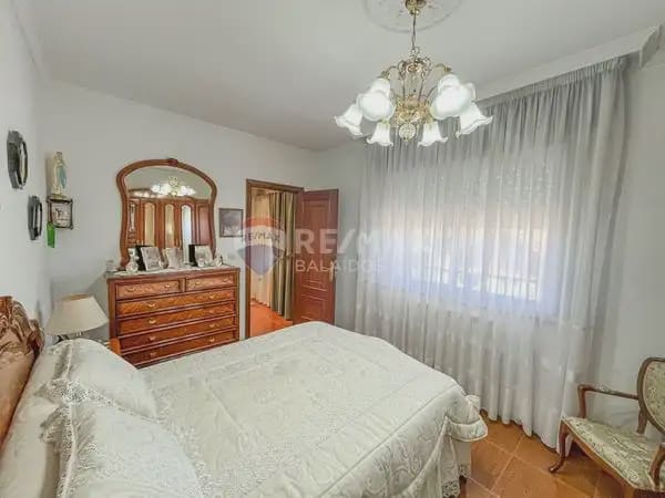 4 sovrum Finca/Hus på landet till salu i Ponteareas med garage - 270 000 € (Ref: 9762387)