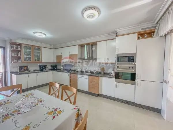 4 sovrum Finca/Hus på landet till salu i Ponteareas med garage - 270 000 € (Ref: 9762387)