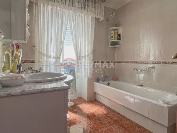 4 sovrum Finca/Hus på landet till salu i Ponteareas med garage - 270 000 € (Ref: 9762387)