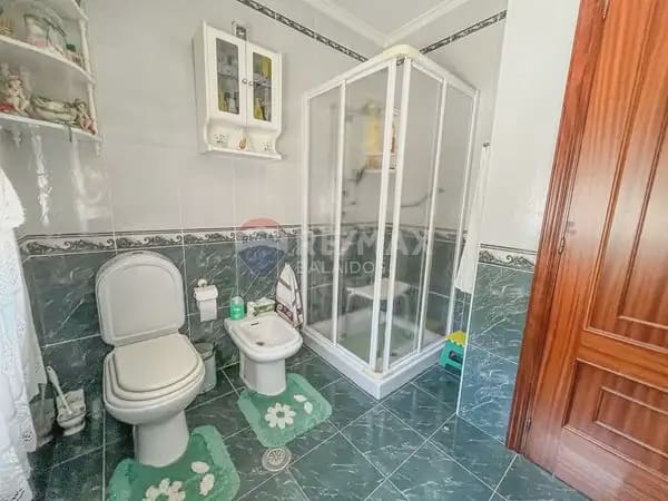 4 sovrum Finca/Hus på landet till salu i Ponteareas med garage - 270 000 € (Ref: 9762387)