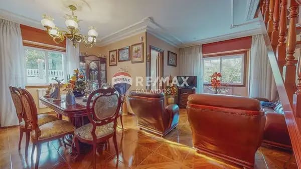 4 sovrum Finca/Hus på landet till salu i Ponteareas med garage - 270 000 € (Ref: 9762387)