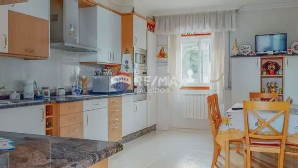 4 sovrum Finca/Hus på landet till salu i Ponteareas med garage - 270 000 € (Ref: 9762387)