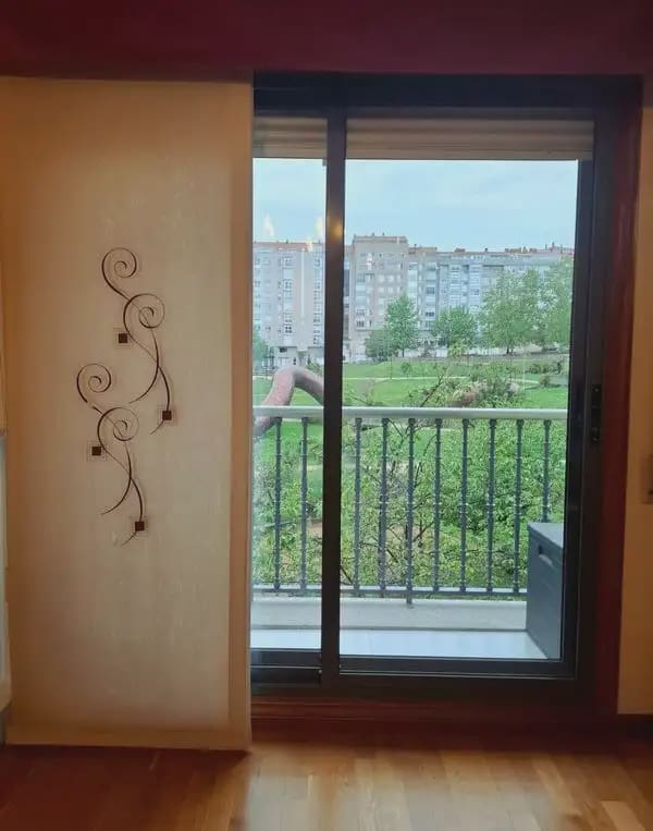 1 sypialnia Mieszkanie na sprzedaż w Vigo z garażem - 225 000 € (Ref: 9762472)