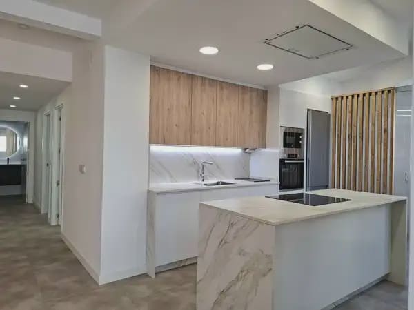 3 bedroom Flat for sale in Vigo - € 379,000 (Ref: 9762474)