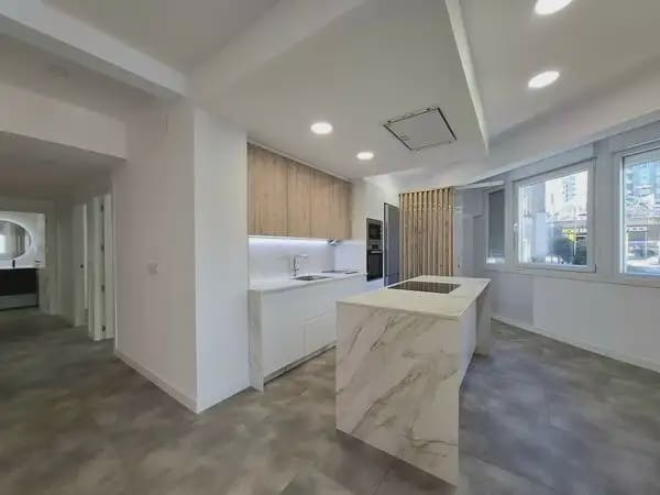 3 bedroom Flat for sale in Vigo - € 379,000 (Ref: 9762474)