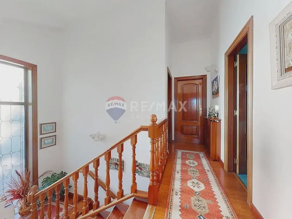 4 Zimmer Villa zu verkaufen in Vigo mit Garage - 570.000 € (Ref: 9762477)