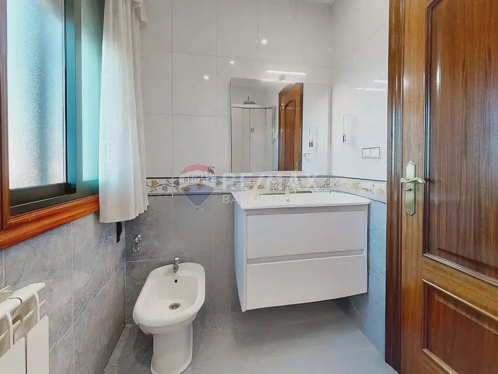 4 Zimmer Villa zu verkaufen in Vigo mit Garage - 570.000 € (Ref: 9762477)