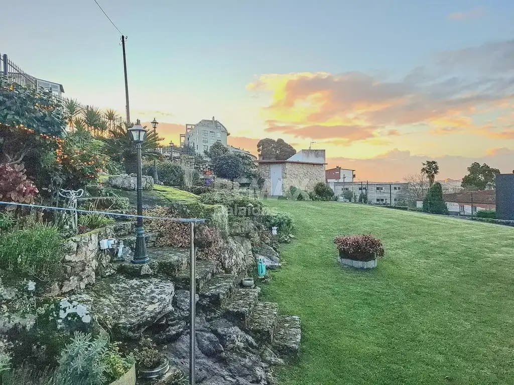 4 Zimmer Villa zu verkaufen in Vigo mit Garage - 570.000 € (Ref: 9762477)