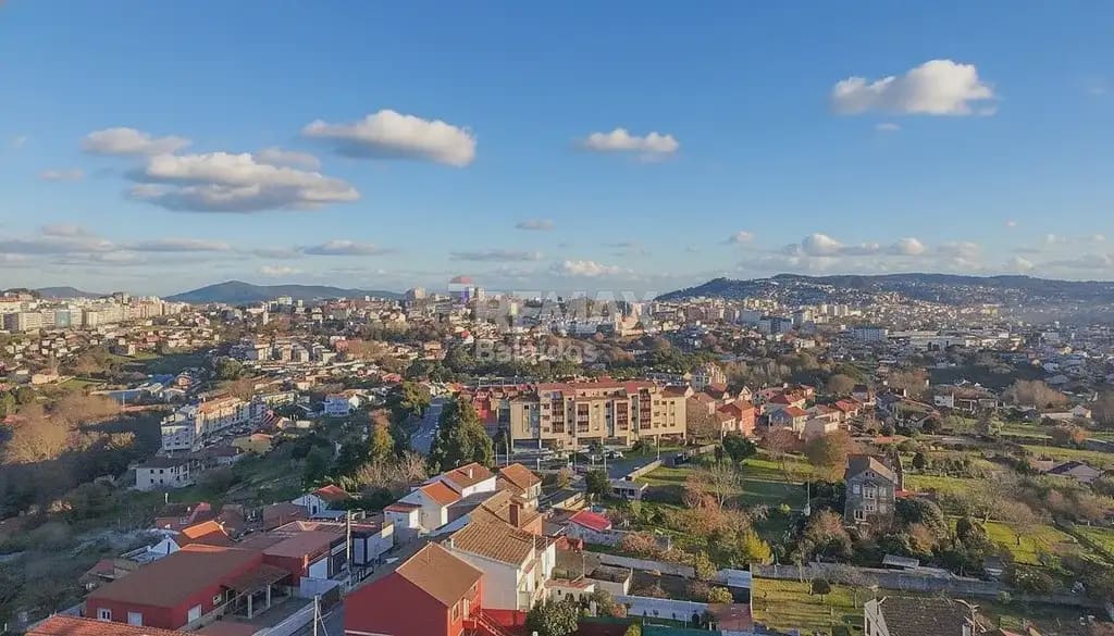 4 Zimmer Villa zu verkaufen in Vigo mit Garage - 570.000 € (Ref: 9762477)