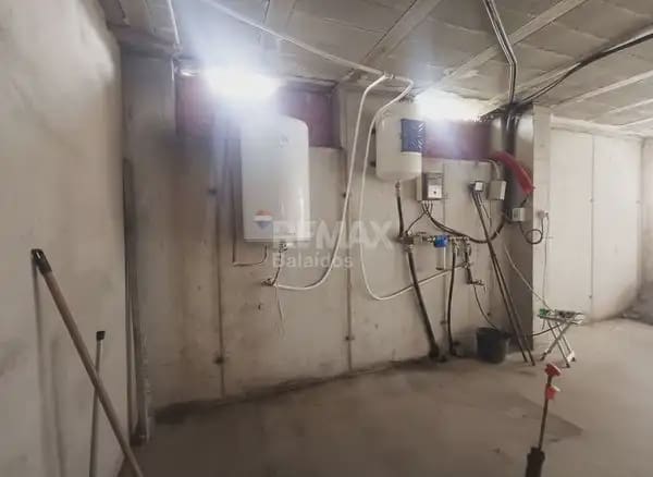 3 bedroom Villa for sale in O Porrino with garage - € 255,000 (Ref: 9762478)