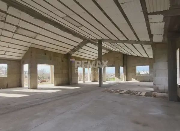 3 bedroom Villa for sale in O Porrino with garage - € 255,000 (Ref: 9762478)