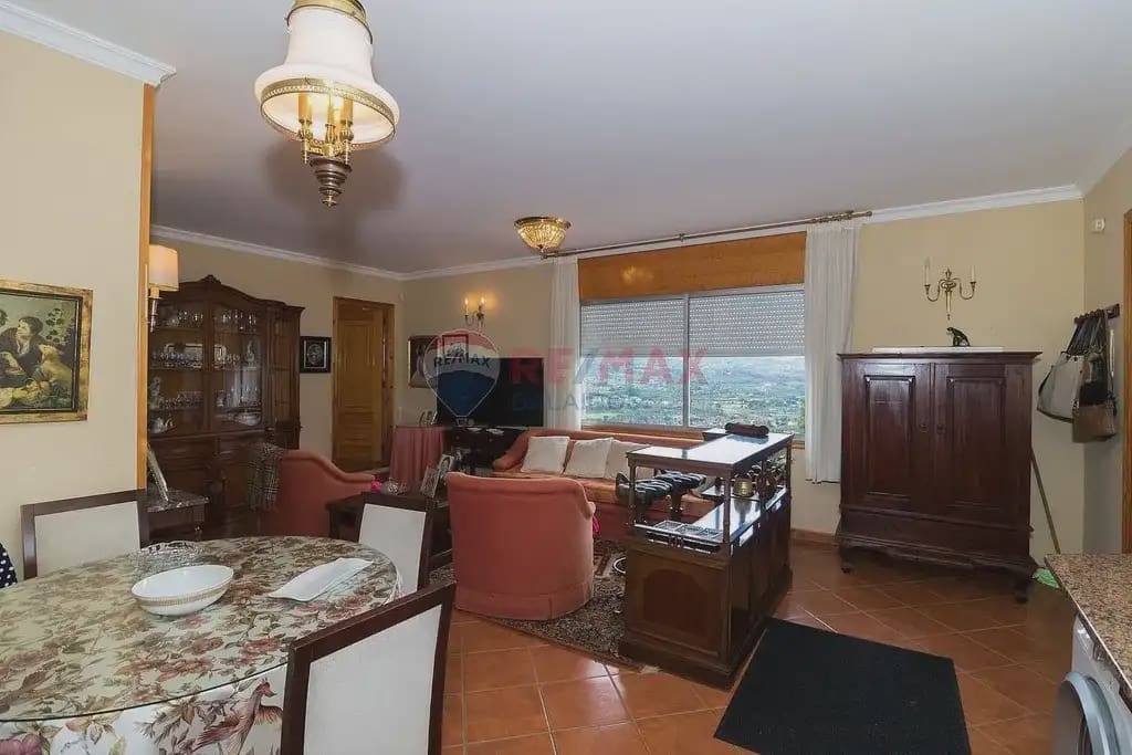 5 bedroom Villa for sale in As Neves with pool garage - € 295,000 (Ref: 9762479)