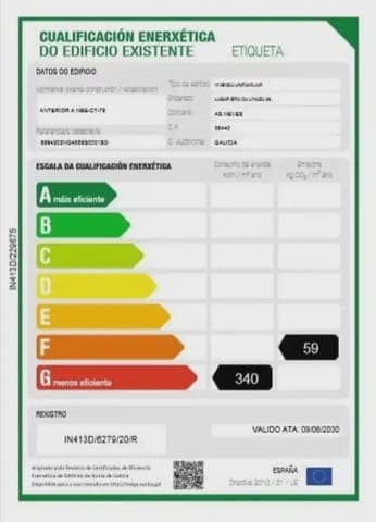 5 bedroom Villa for sale in As Neves with pool garage - € 295,000 (Ref: 9762479)