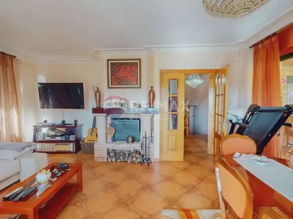 4 sypialnia Willa na sprzedaż w Gondomar z basenem garażem - 485 000 € (Ref: 9762480)