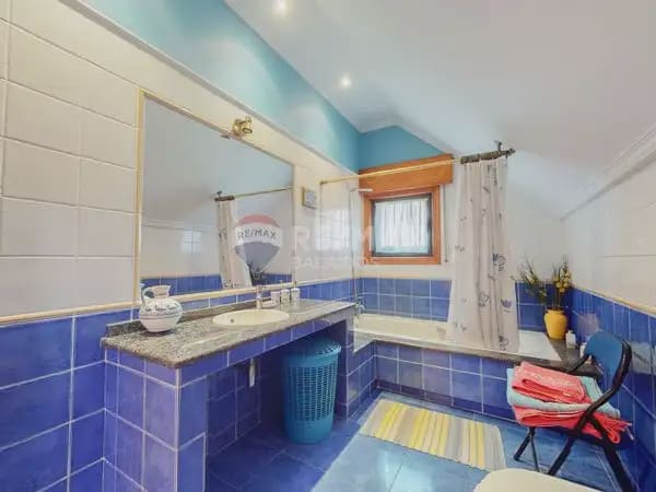 4 sypialnia Willa na sprzedaż w Gondomar z basenem garażem - 485 000 € (Ref: 9762480)