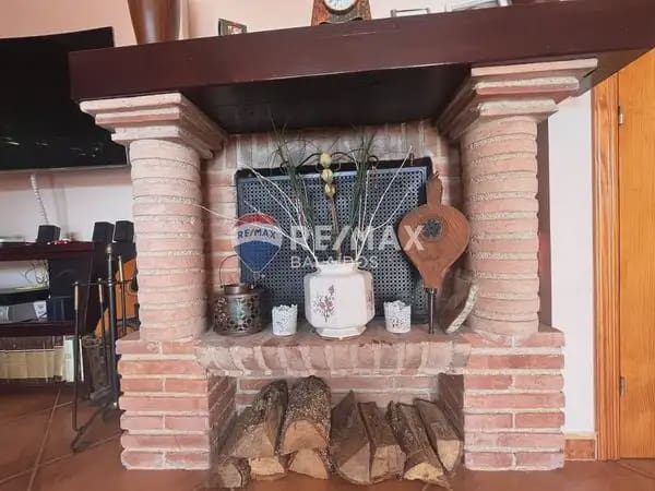 4 sypialnia Willa na sprzedaż w Gondomar z basenem garażem - 485 000 € (Ref: 9762480)