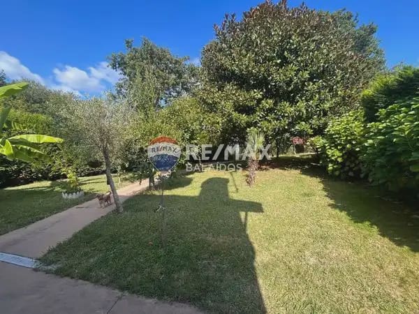 4 sypialnia Willa na sprzedaż w Gondomar z basenem garażem - 485 000 € (Ref: 9762480)