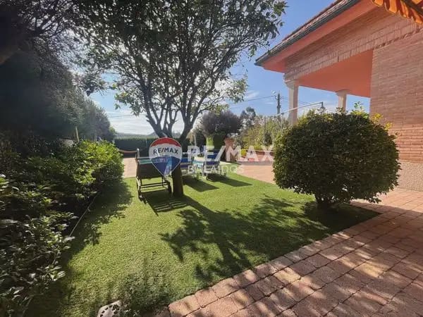 4 sypialnia Willa na sprzedaż w Gondomar z basenem garażem - 485 000 € (Ref: 9762480)