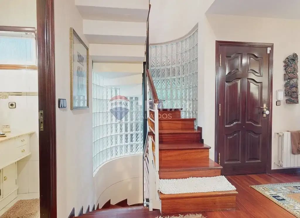 5 soverom Villa til salgs i Vigo med garasje - € 650 000 (Ref: 9762481)