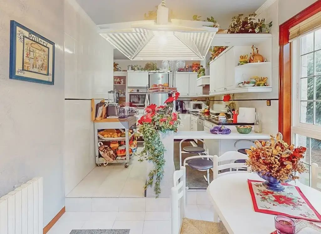 5 soverom Villa til salgs i Vigo med garasje - € 650 000 (Ref: 9762481)