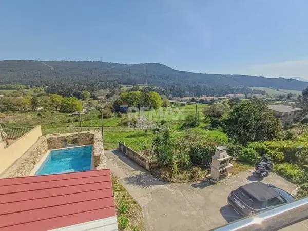 5 soverom Kjedet enebolig til salgs i O Rosal med svømmebasseng garasje - € 439 500 (Ref: 9763269)