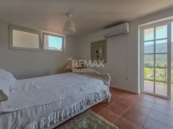 5 soverom Kjedet enebolig til salgs i O Rosal med svømmebasseng garasje - € 439 500 (Ref: 9763269)