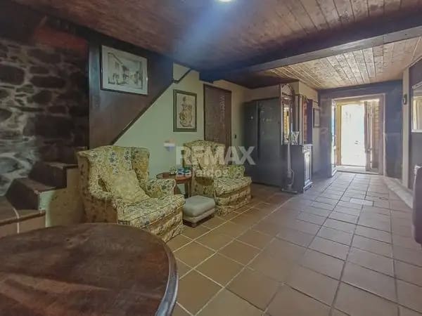 5 soverom Kjedet enebolig til salgs i O Rosal med svømmebasseng garasje - € 439 500 (Ref: 9763269)