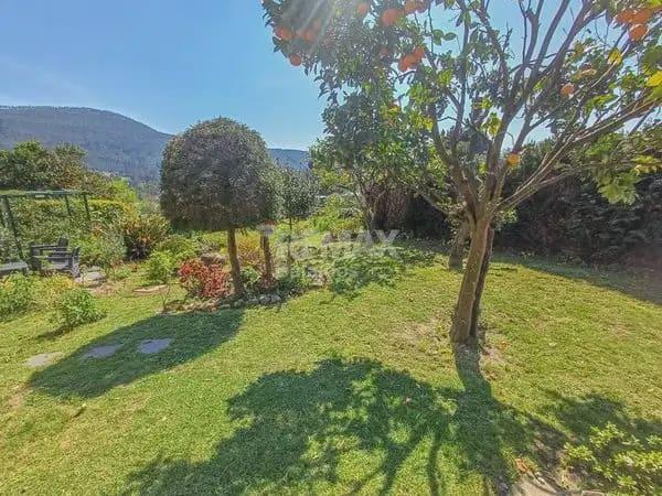 5 soverom Kjedet enebolig til salgs i O Rosal med svømmebasseng garasje - € 439 500 (Ref: 9763269)