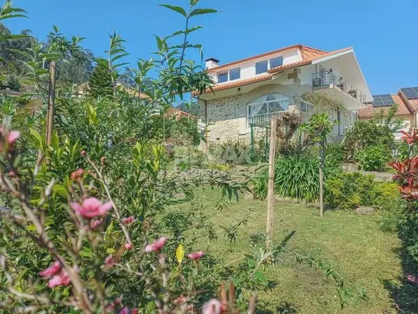 5 soverom Kjedet enebolig til salgs i O Rosal med svømmebasseng garasje - € 439 500 (Ref: 9763269)