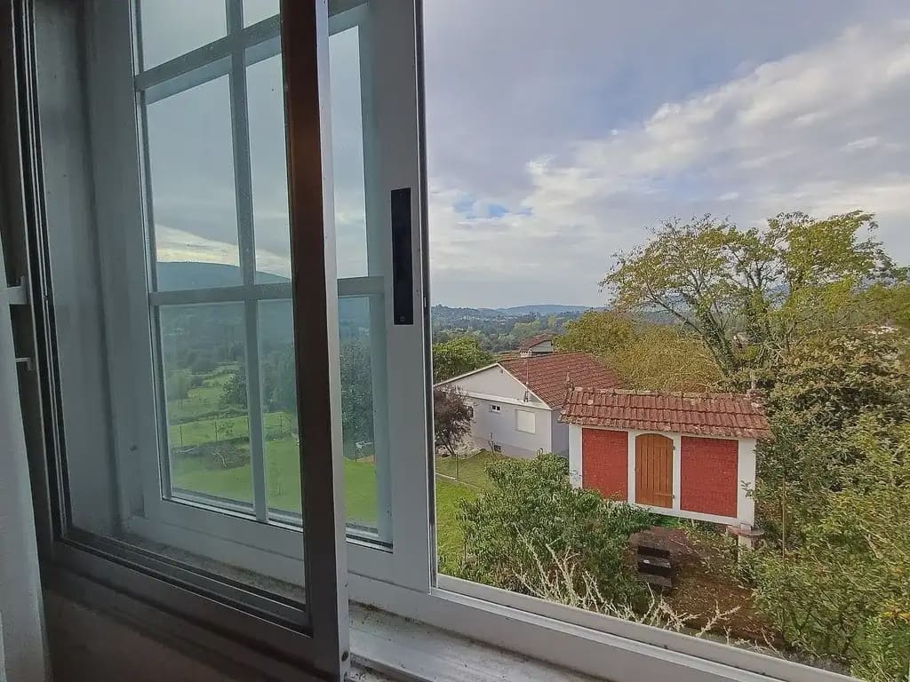 3 makuuhuone Maalaistalo myytävänä paikassa Mondariz mukana 
autotalli - 199 000 € (Ref: 9763270)