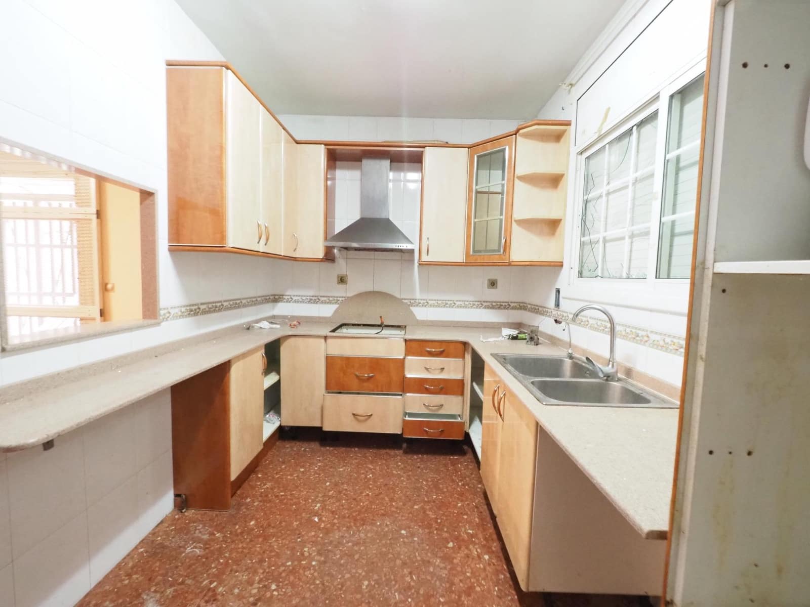 3 chambre Villa/Maison à vendre à Vacarisses avec piscine garage - 315 000 € (Ref: 9908299)