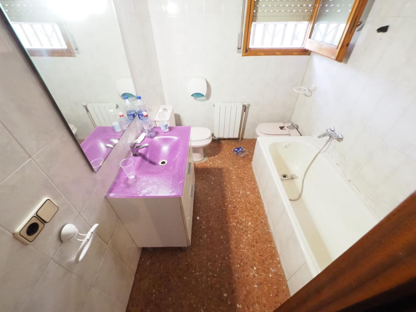3 chambre Villa/Maison à vendre à Vacarisses avec piscine garage - 315 000 € (Ref: 9908299)